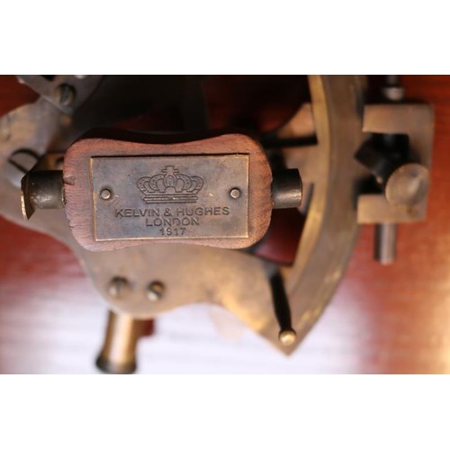 447F - Reproduction Kelvin & Hughes of London 1917 Sextant