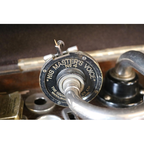 118 - HMV Oak cased Gramophone with No.4 Head