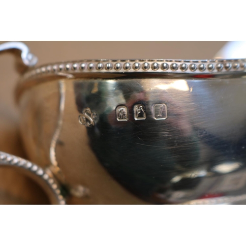 413 - Britannia Silver Sauceboat with beaded rim 298g total weight