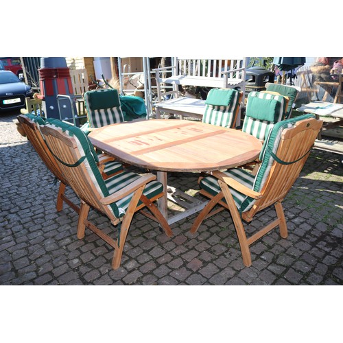 647 - Large Extending Teak Dining Table With 6 Chairs & Cushions by Swan Teak