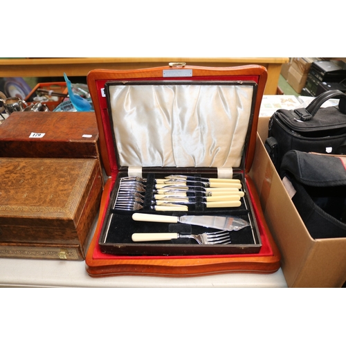 180 - Mahogany cased Canteen of Cutlery and a Leatherette cased set of Cutlery