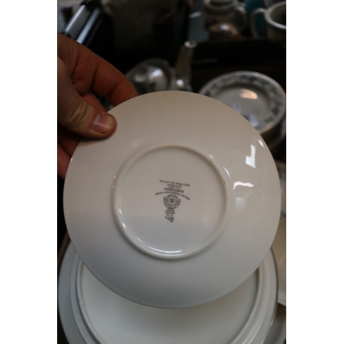 185 - Royal Doulton Burgundy pattern