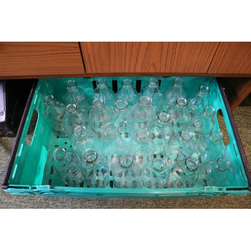 124 - Large collection of Advertising glass Milk Bottles to include Kelloggs, Cadburys, Crusha etc.