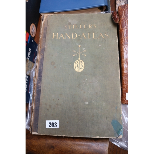 203 - Stielers Han-Atlas dated 1925 Published by Gotha: Justus Perthes