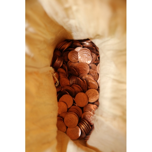 211 - Large collection of assorted British Coins to include Farthings, Half Pennies etc.