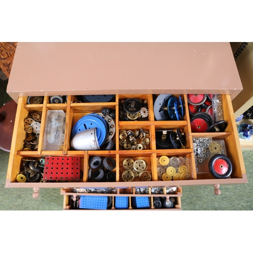 295B - Extensive Meccano collection in 8 Drawers
