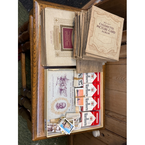 354 - Collection of Wills Cigarette Cards and other Cigarette Cards