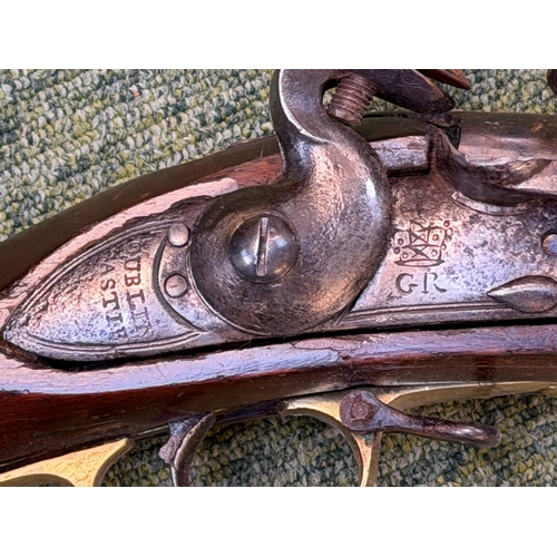 70 - Early 19thC Flintlock muzzle load musket rifle, long barrelled ...