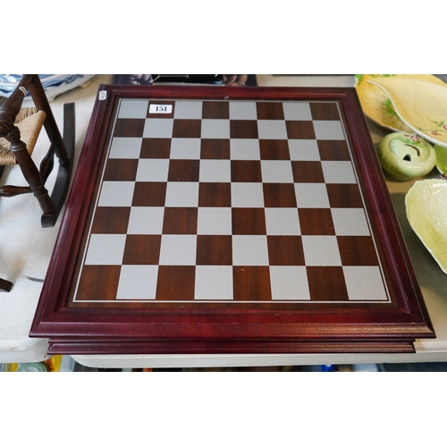 151 - Doctor Who Chess Set by Danbury Mint Collectors Edition. 38 pewter chess pieces including the first ... 