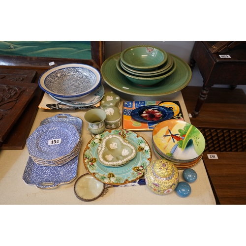 154 - Collection of assorted Ceramics and Pottery to include Moorcroft, Majolica, Wedgwood Jasperware etc.