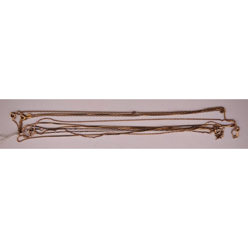588 - Collection of assorted 9ct gold chains 6g total weight
