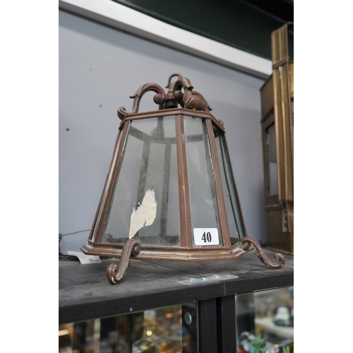 Lot 40        