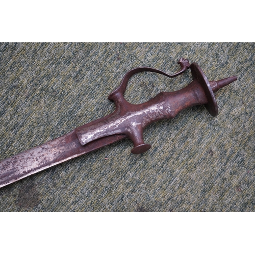 40 - Indian Tulwar Sword with disc shaped pommel and knuckle guard. 92cm in Length