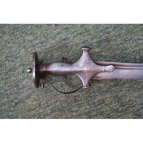 41 - Indian Tulwar Sword with disc shaped pommel and knuckle guard. 83cm in Length
