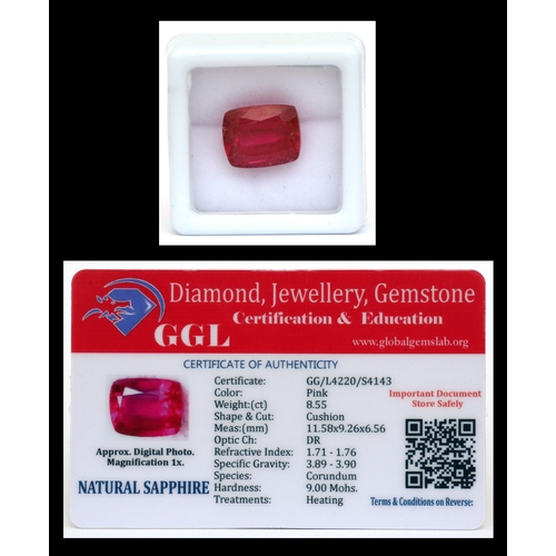 108 - A natural sapphire loose gemstone with GGL certificate report stating the sapphire to be 8.55cts, cu... 