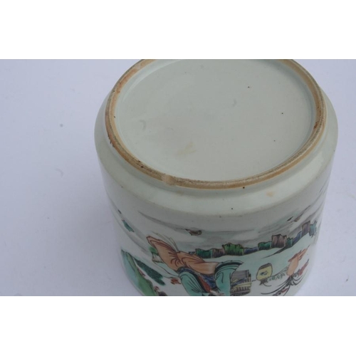 392 - A Chinese famille rose bitong brush pot decorated with figures. 14cm (5.5 ins) highCondition ReportT... 