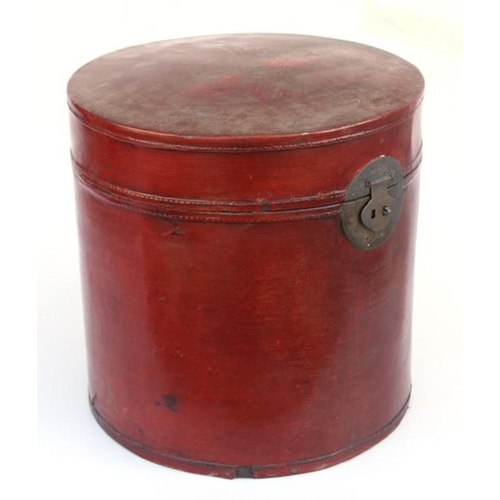 479 - A group of three Mandarin hats in original three-tier lacquer travel case.