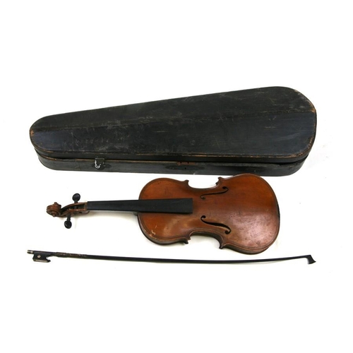 893 - A late 19th / early 20th century German Paolo Maggini Dresden style violin and bow with 38cms (15ins... 