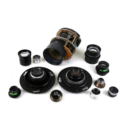 897 - A quantity of camera lenses to include Fijinon-TV-Z 1;18/18-100 lens and other similar lenses.