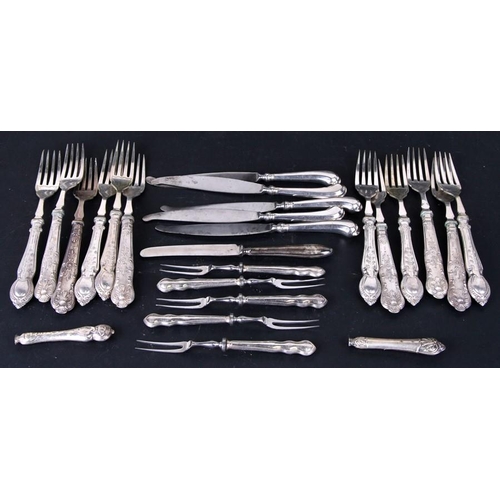 965 - A large quantity of assorted silver handled cutlery