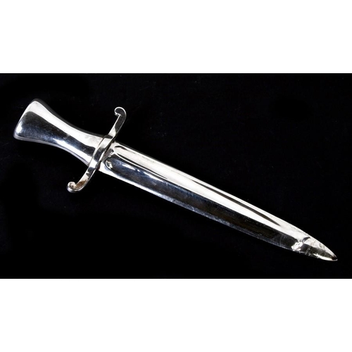 973 - A silver letter opener / paper knife inn the form of a dagger. Birmingham 1910. 23cm (9 ins) long.  ... 