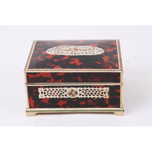 439 - A Anglo Indian faux tortoiseshell and ivory box with sandalwood interior, Vizagapatam, 12cm (4.75 in... 