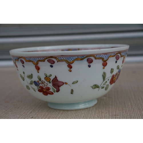 32 - An 18th century enamelled milk glass slop bowl with Chinese style decoration, possibly Bristol, 18cm... 