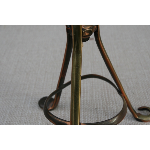 734 - A late 19th/early 20th century brass table lamp with adjustable arm in the style of W A S Benson, 38... 