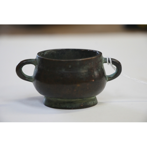 416 - A late 19th century Chinese miniature bronze censer with four character mark to base, 7.7cms (3ins) ... 