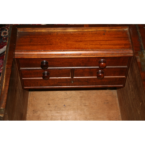 775 - A 19th century pine cabinet makers trunk with mahogany veneered fitted interior, 97cms (38ins) wide.