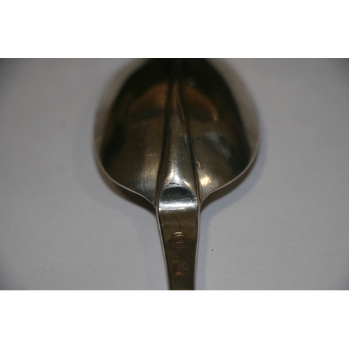 981 - An 18th century silver table spoon, Edinburgh 1716 and makers mark for Charles Blair. 20cm (8 ins) l... 