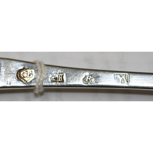 981 - An 18th century silver table spoon, Edinburgh 1716 and makers mark for Charles Blair. 20cm (8 ins) l... 