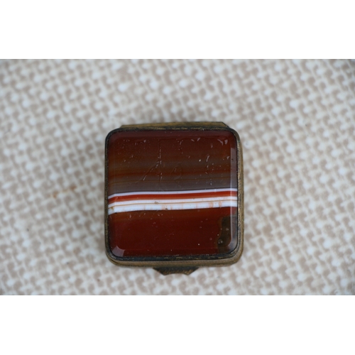 569 - Two 19th century Tunbridge ware stamp boxes together with two agate boxes (4)