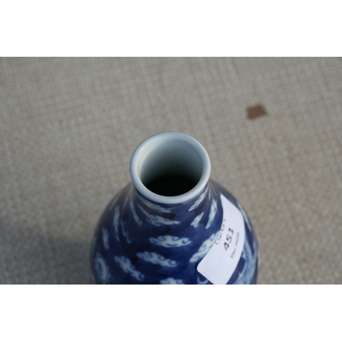 451 - A Chinese blue & white vase decorated dragons amongst clouds chasing a flaming pearl, blue six c... 