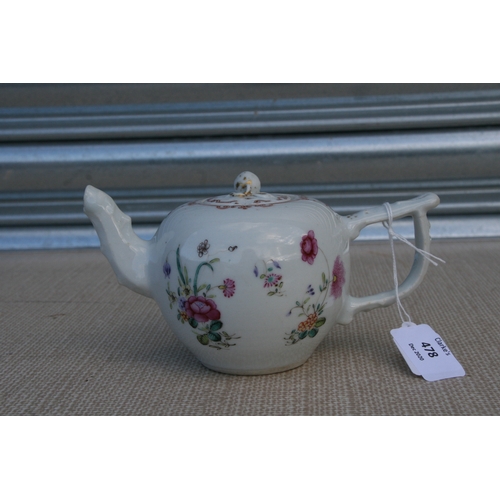 478 - An 18th century Chinese famille rose teapot decorated flowers with peach finial.9cm (3.5 ins)