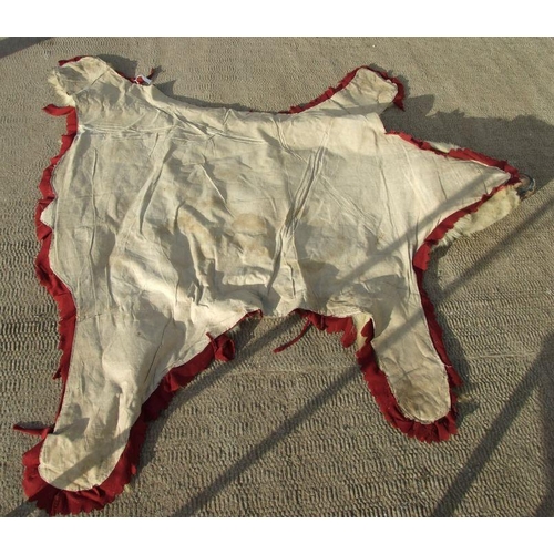 172 - Taxidermy.  A polar bear skin rug, approx 185 by 170cms.