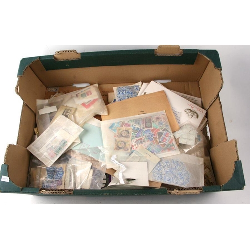 25 - A collection of GB unmounted stamps, mostly in sorted bags / postal history /  1970-80's First Day c... 