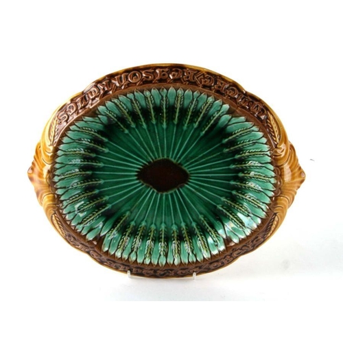 278 - A 19th century majolica bread plate, 31cms wide.