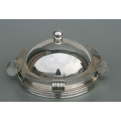 450 - An Art Deco silver plated dome topped dish on stand, 21cms diameter; together with a silver plated c... 