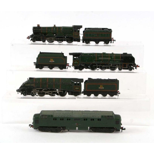 68 - Four Hornby OO locomotives and tenders to include Silver King 4-6-2; Duchess of Montrose 4-6-2; Bris... 