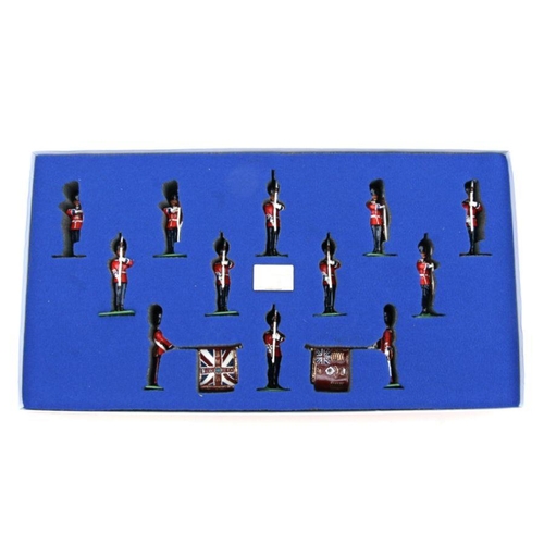 151 - A boxed limited edition set of Britain's leaded soldiers, Scots Guards:  Band of the Pipers & Dr... 