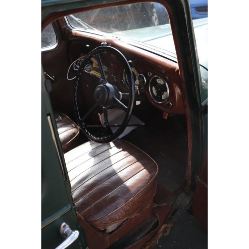 61 - A 1938 Austin 10 saloon, registration no. EUU 852, chassis no. G145612, engine no. LG145288, green o... 