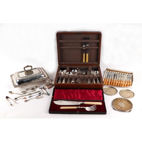 354 - A good selection of silver plated items to include sauceboats, flatwares, table cigarette box, water... 