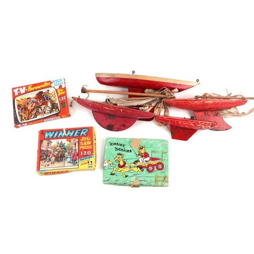 39 - A vintage Meccano No.6 set, boxed; together with a Bako Building Set, boxed; four painted wooden pon... 