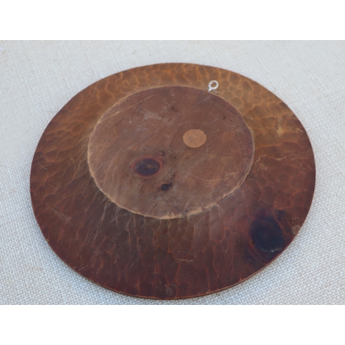 126 - A carved wooden platter, 32cms wide; together with others similar (5).