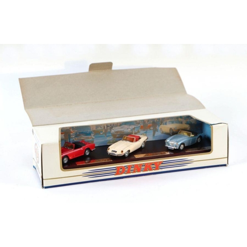 147 - The Dinky Collection DY-903 Classic British Sports Cars, Series II set comprising 1965 Triumph TR4A-... 