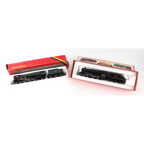 196 - A Hornby 'OO' gauge silver seal locomotive and tender class 5MT Stanier 4-6-0 British Rail black liv... 