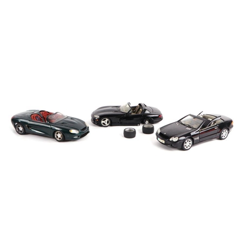 239 - Six 1/18 scale Porsche diecast vehicles including Maisto 911 Cabriolet, Bburago 911 Carrera, Porsche... 