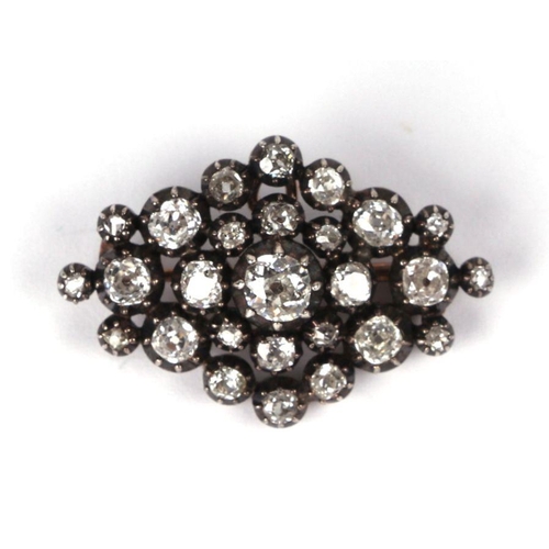 659 - A 19th century diamond pendant brooch, approx 3ct in total, the largest diamond 5mm diameter.