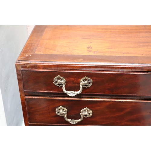 996 - A late 19th century George III style mahogany chest of drawers with an arrangement of four long draw... 